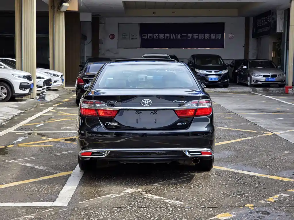 Toyota Camry 2016 — фото 22
