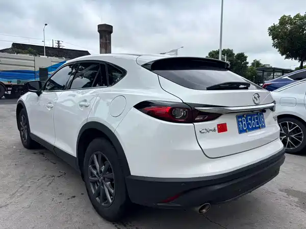 Mazda CX-4 2021