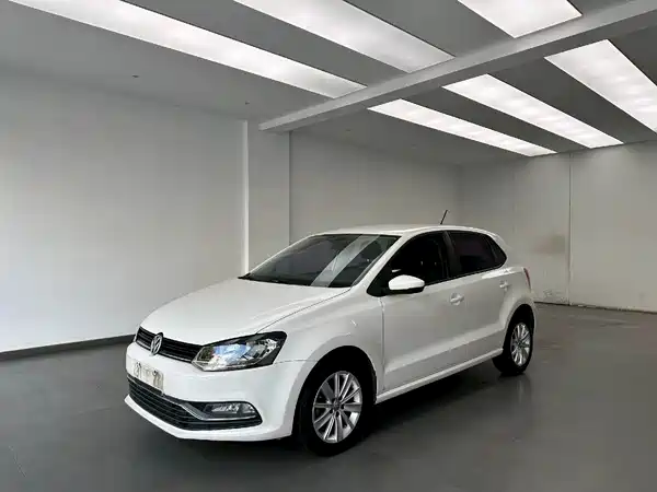 Volkswagen Polo 2015