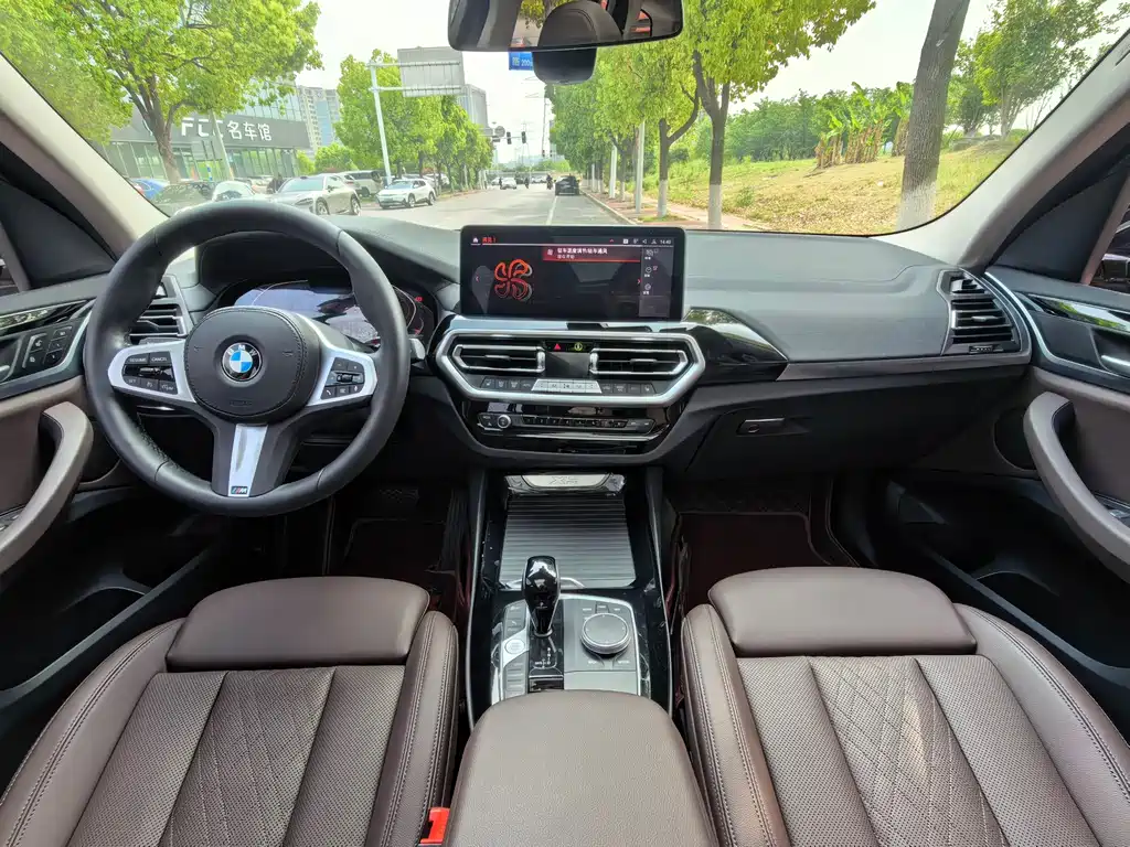 BMW X3 2022 — фото 12