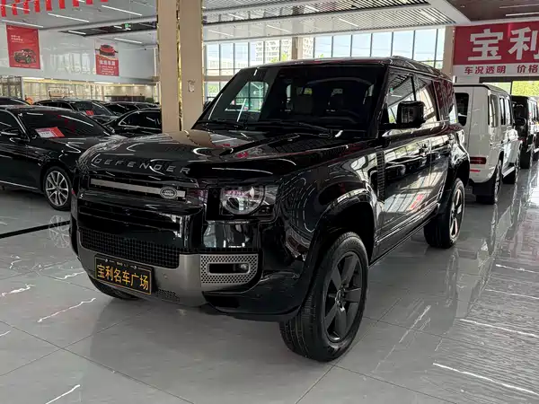 Land Rover Defender 2025