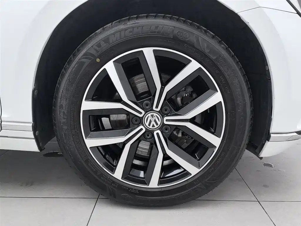 Volkswagen Viloran 2019 — фото 17