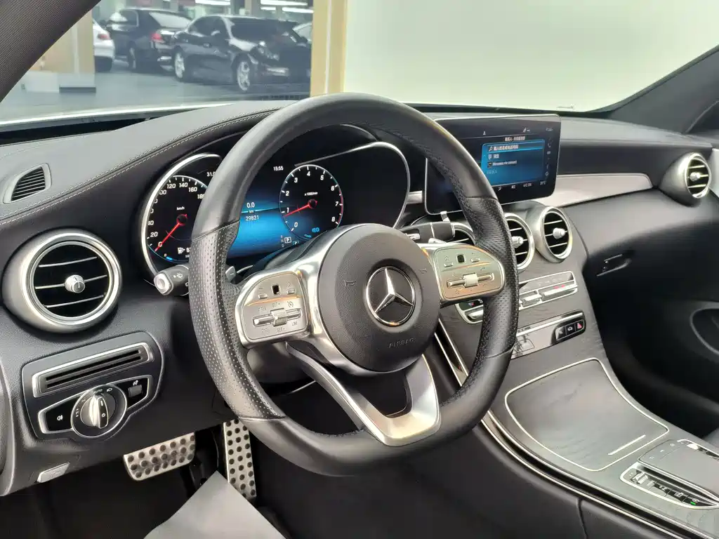 Mercedes-Benz C-Class 2019 — фото 9