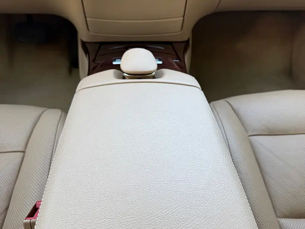 Mercedes-Benz S-Class 2011 — фото 21