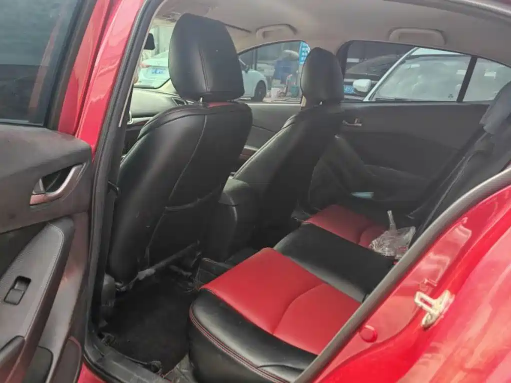 Mazda 3 Axela 2019
