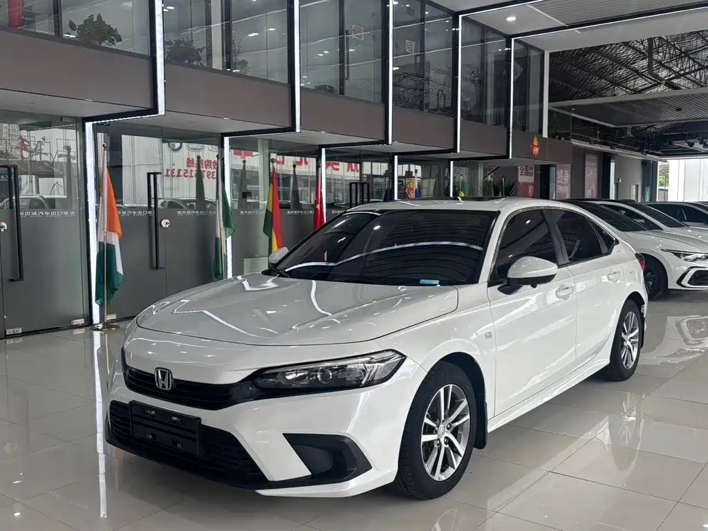 Honda Civic 2023 — фото 1
