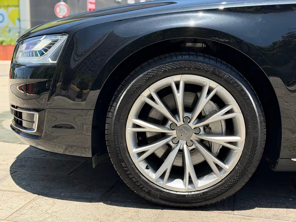Audi A8 2015