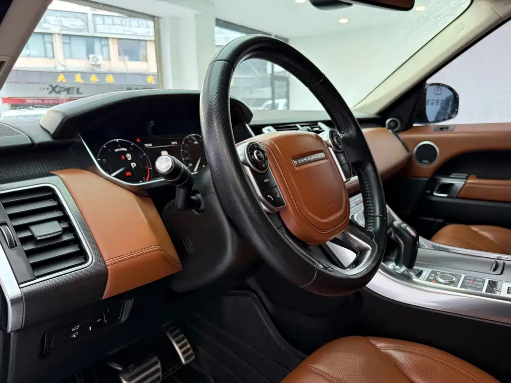 Land Rover Range Rover Sport 2014 — фото 7