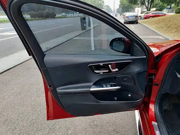 Mercedes-Benz C-Class 2022
