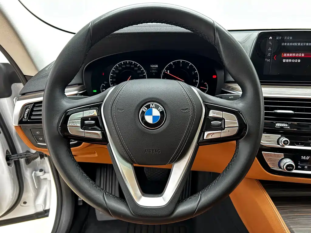 BMW 6 Series GT 2019 — фото 15
