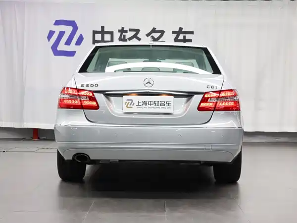Mercedes-Benz E-Class 2010