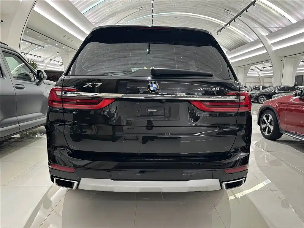 BMW X7 2022 — фото 24