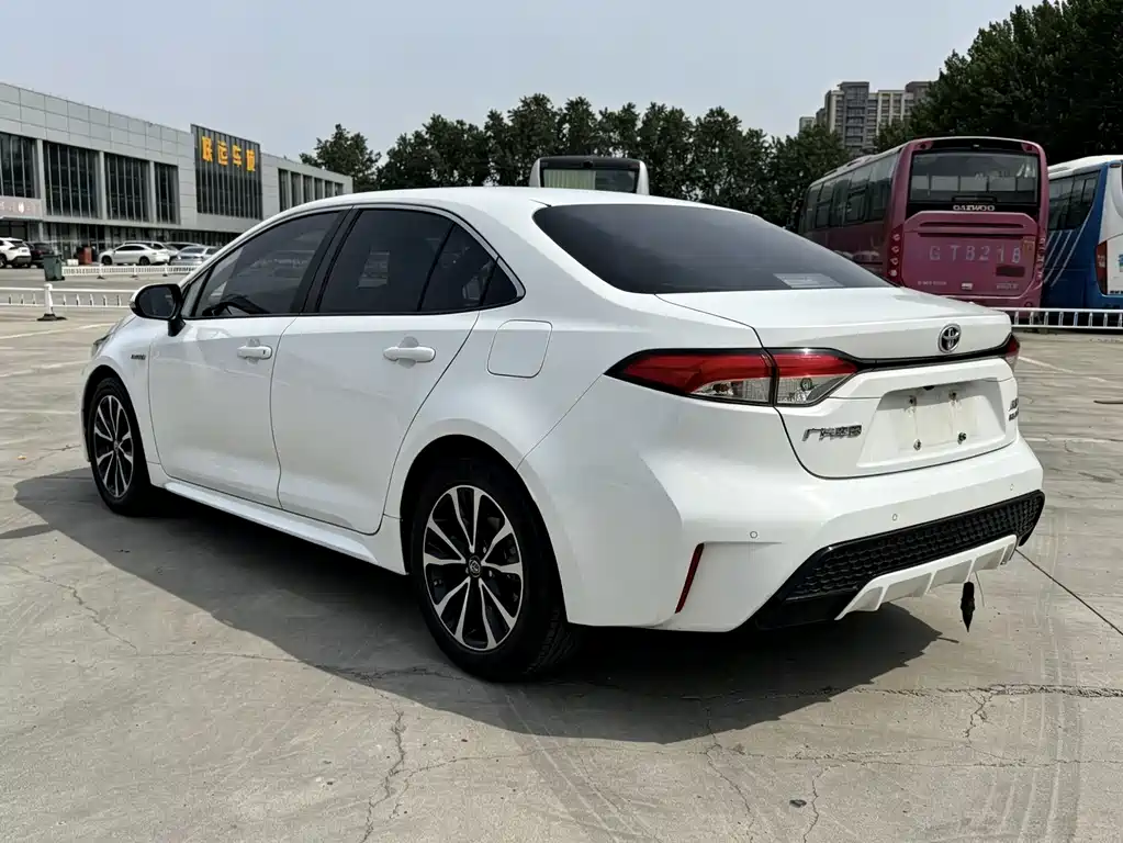 Toyota Levin 2022 — фото 12