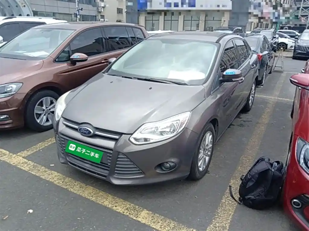 Ford Focus 2015 — фото 1