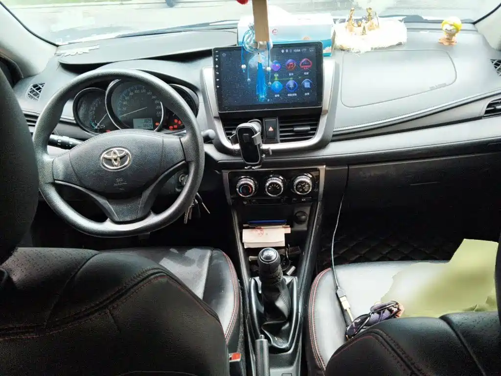 Toyota Yaris L 2017