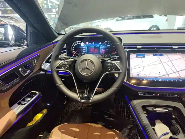 Mercedes-Benz E-Class 2024