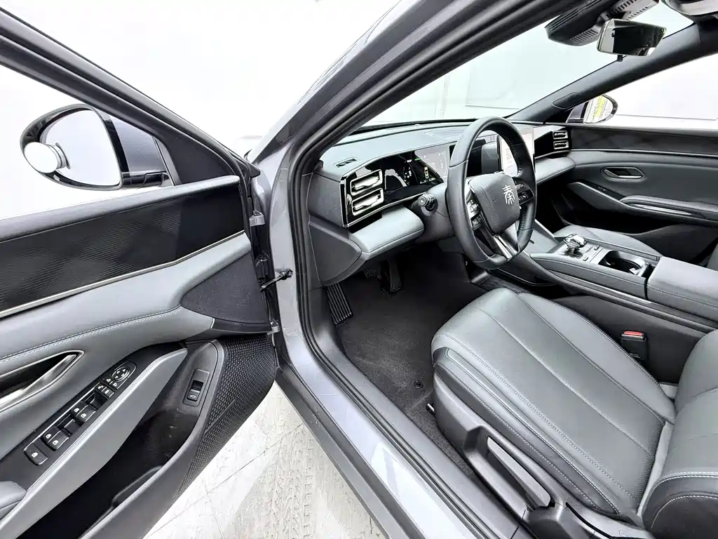 BYD Qin L 2025 — фото 6