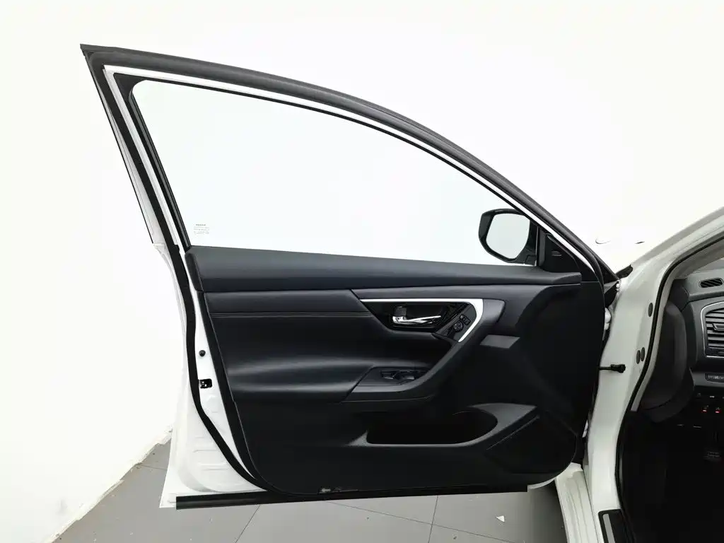 Nissan Teana 2017 — фото 8
