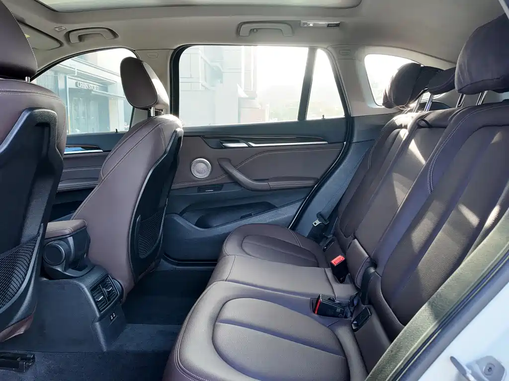 BMW X1 2021 — фото 10