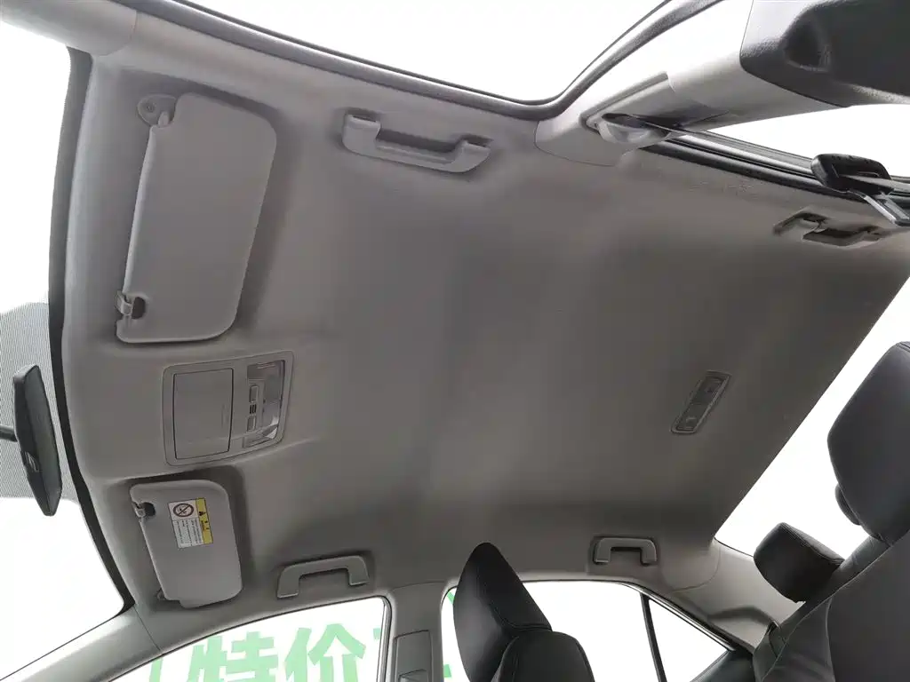 Toyota Corolla 2015 — фото 14