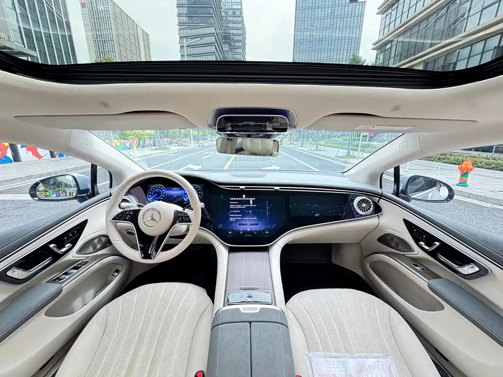 Mercedes-Benz EQS 2024 — фото 15