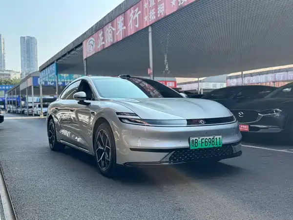 Changan Qiyuan A06 2025