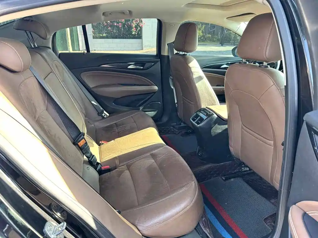 Buick Regal 2019 — фото 12