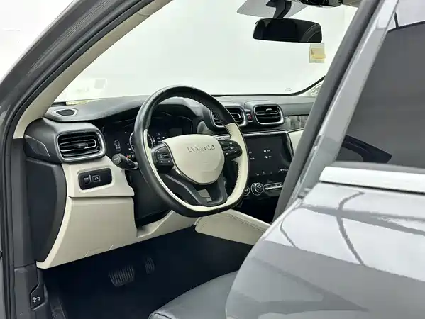 Lynk & Co 02 2018