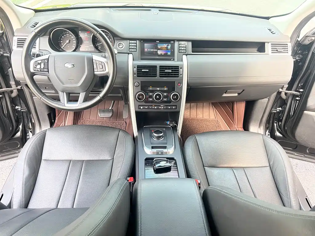 Land Rover Discovery Sport 2019 — фото 11