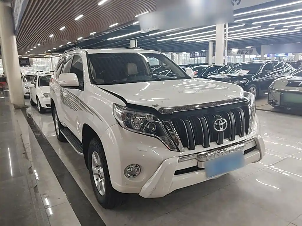 Toyota Prado 2017 — фото 4
