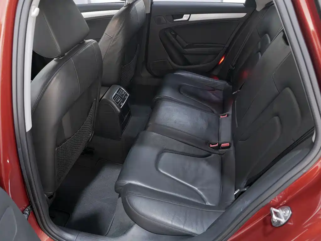 Audi A4 2013 — фото 13
