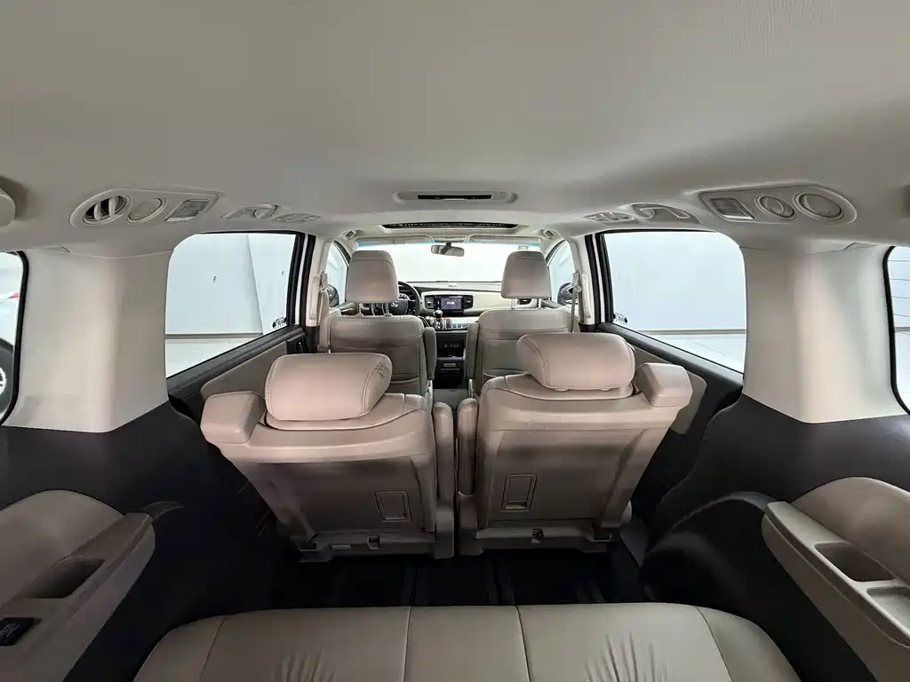 Honda Odyssey 2016 — фото 14