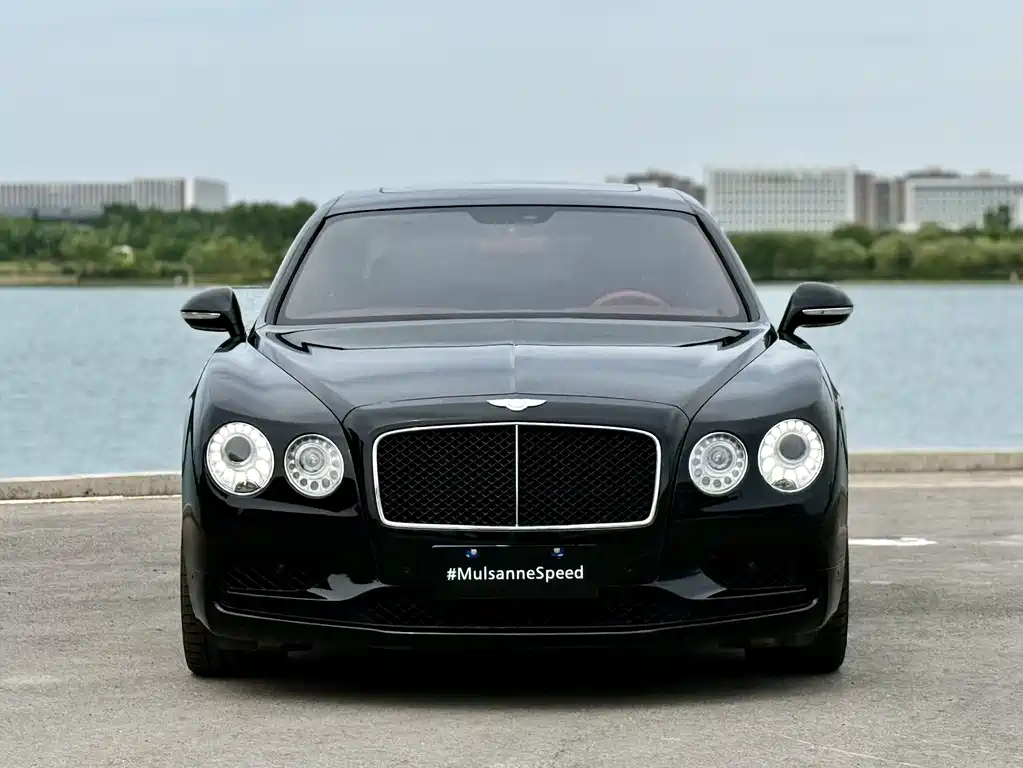Bentley Flying Spur 2019 — фото 2