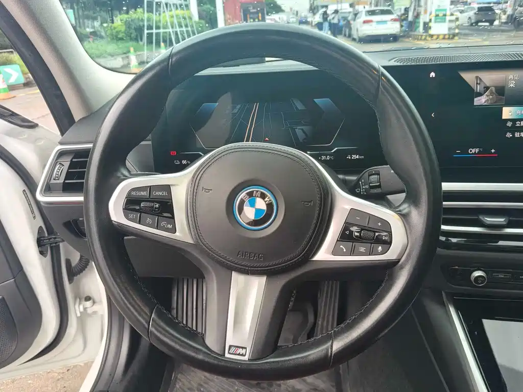 BMW i3 2023 — фото 16
