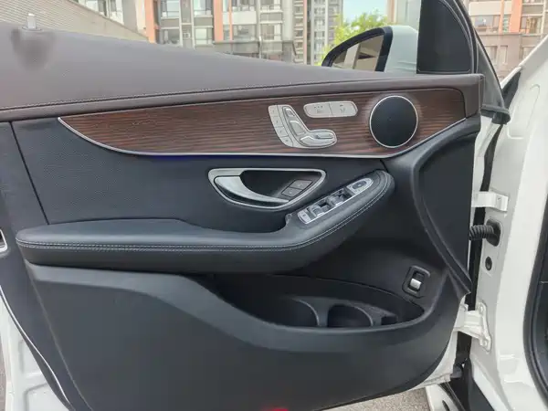Mercedes-Benz GLC 2022