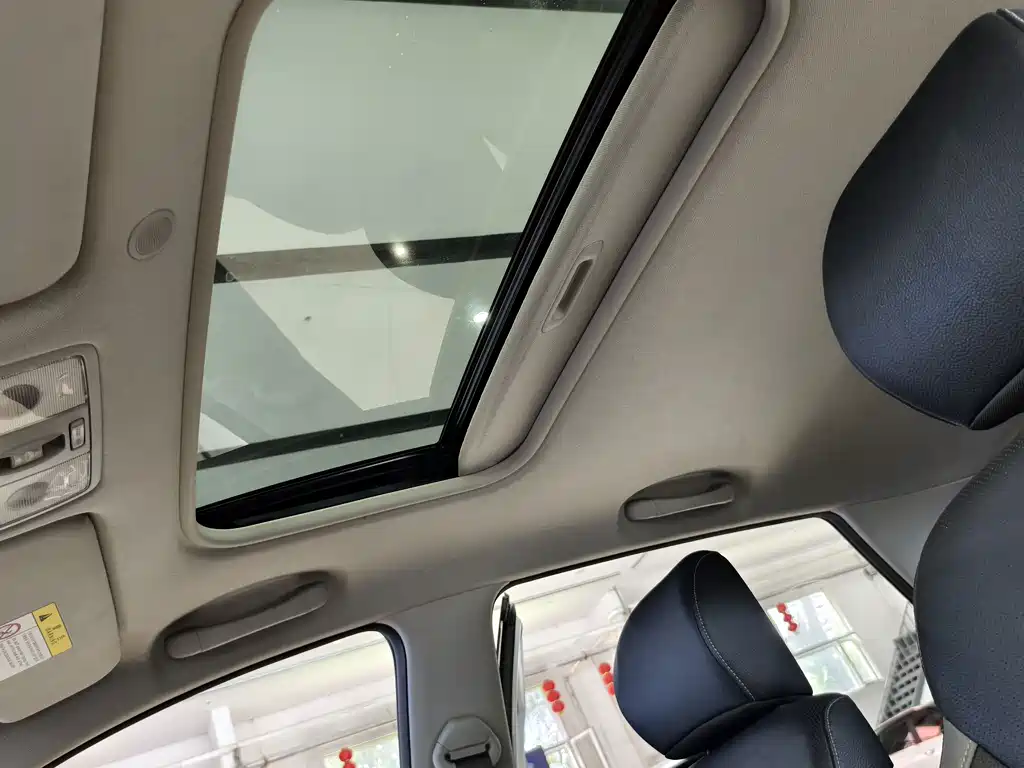 Kia KX1 2022 — фото 10