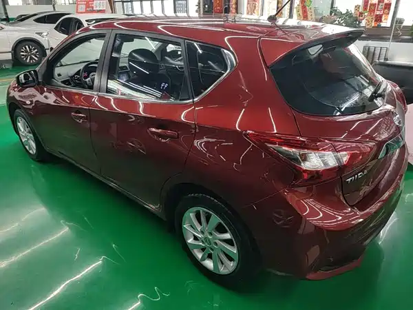 Nissan Tiida 2016