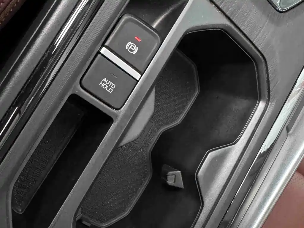 Geely Vision X6 2023 — фото 10