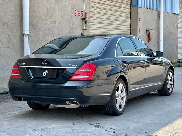 Mercedes-Benz S-Class 2010