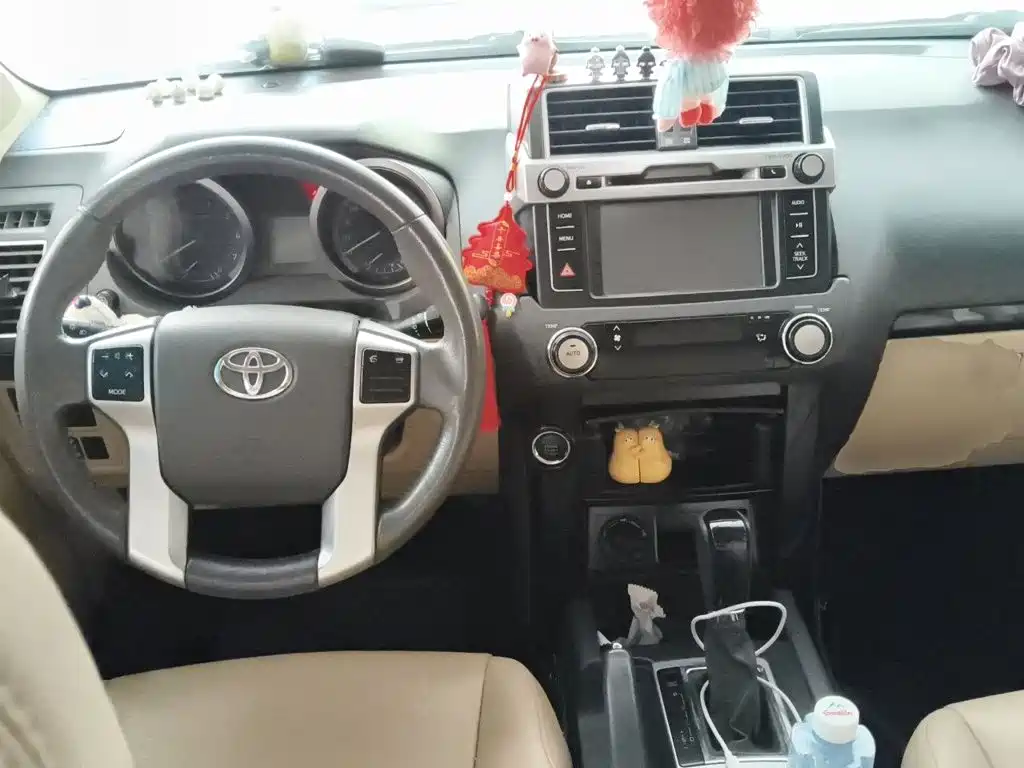 Toyota Prado 2017 — фото 10