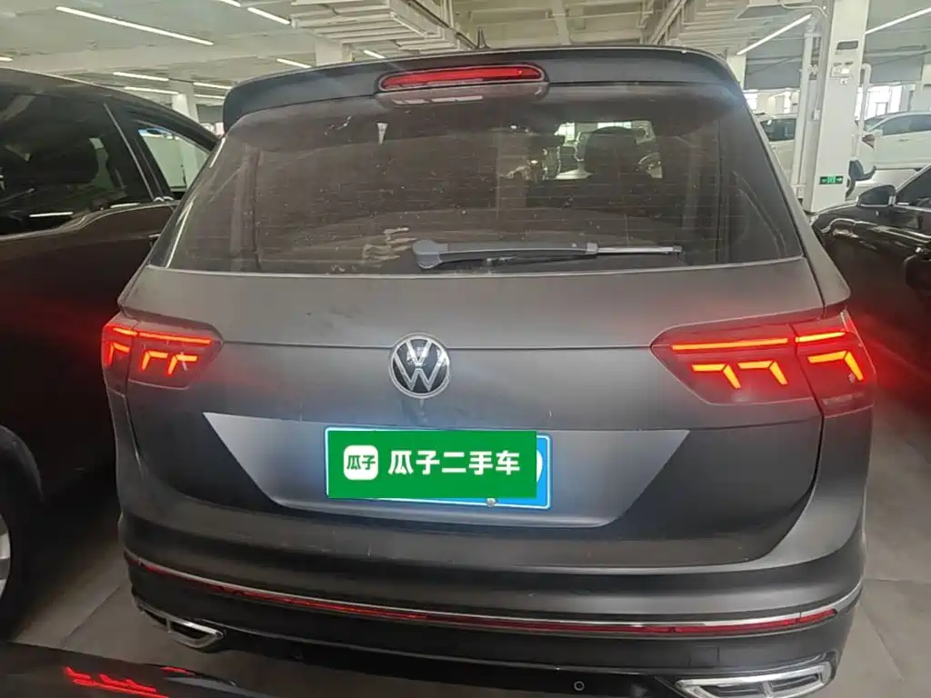 Volkswagen Tiguan L 2023