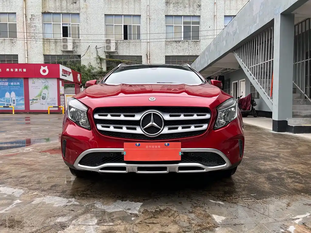 Mercedes-Benz GLA 2018 — фото 2
