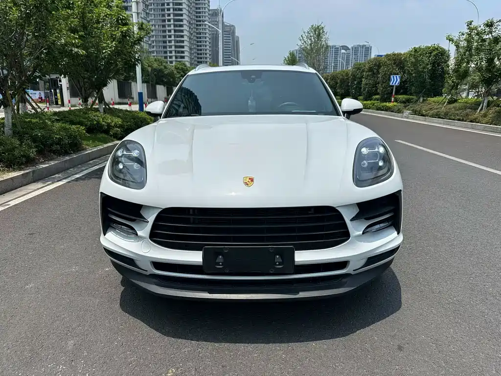 Porsche Macan 2021 — фото 2