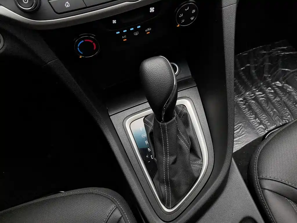 Buick Excelle 2021 — фото 13