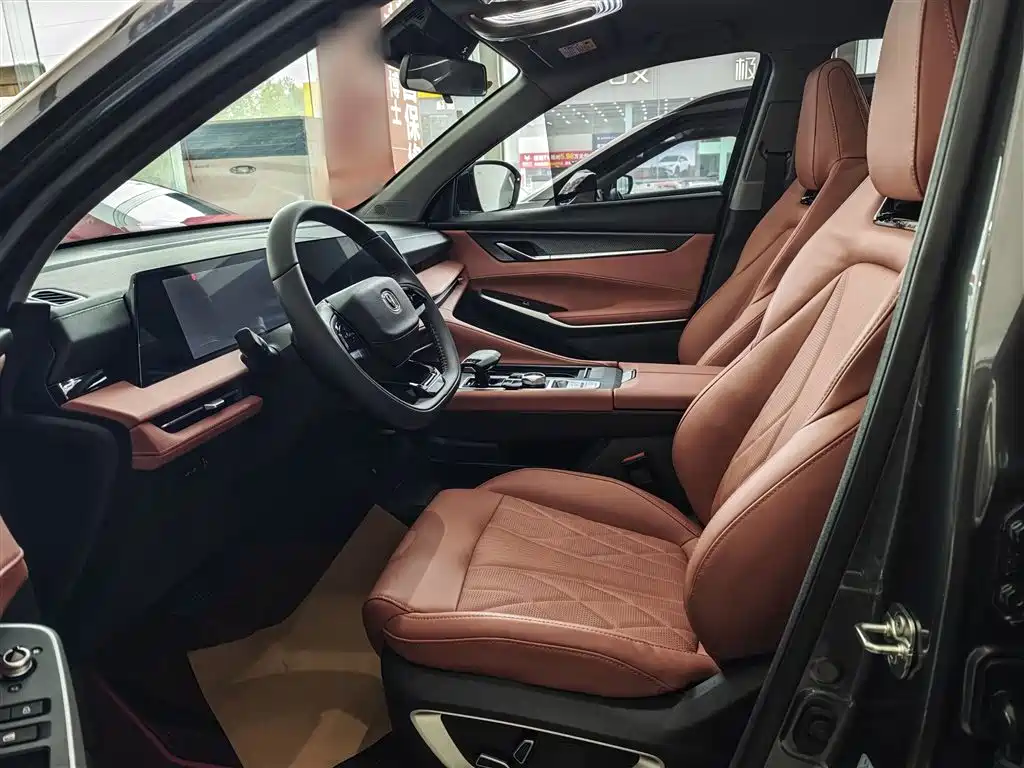 Changan CS75 PLUS 2024 — фото 15