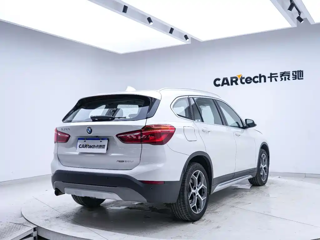BMW X1 2019 — фото 18