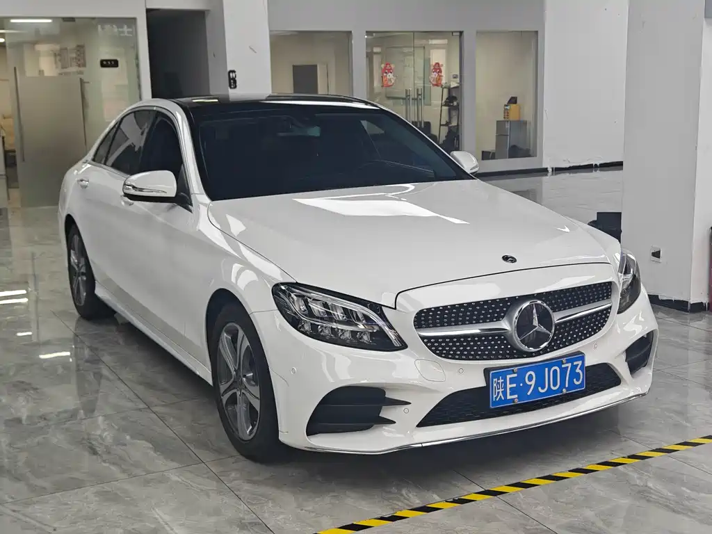 Mercedes-Benz C-Class 2019