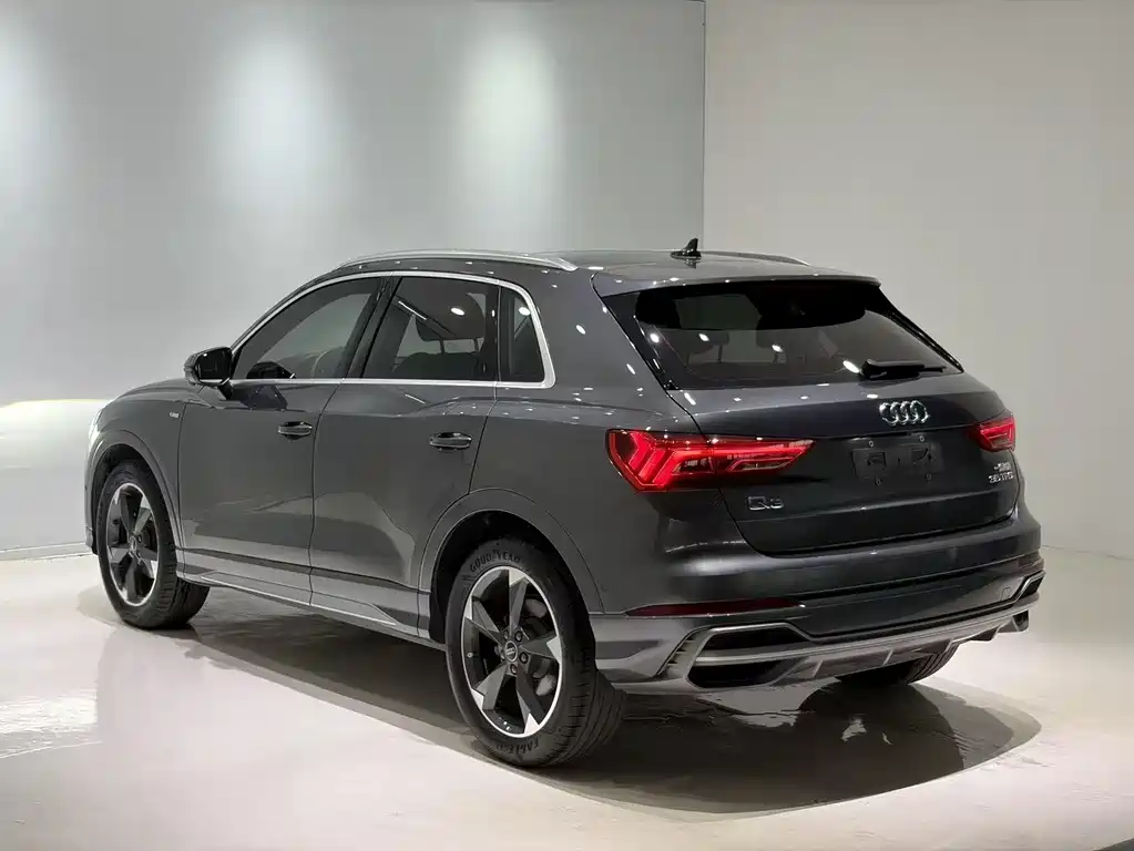 Audi Q3 2023