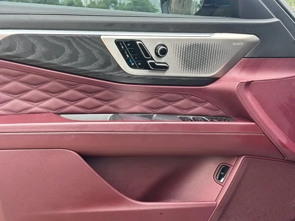 Cadillac CT6 2023 — фото 4