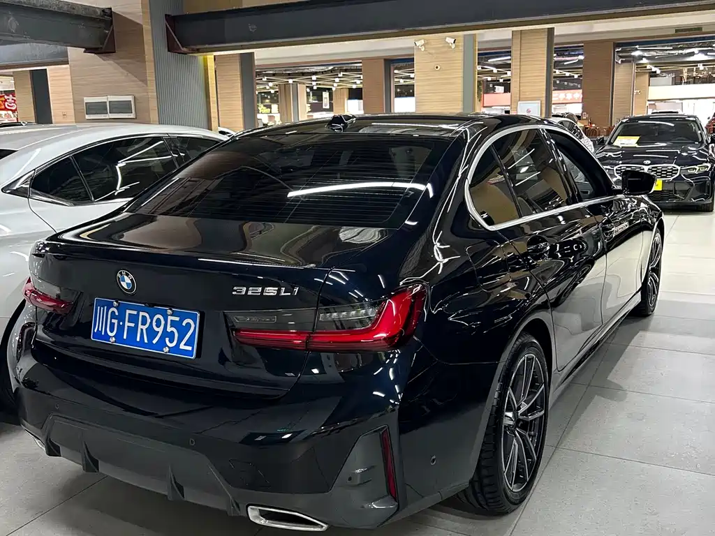 BMW 3 Series 2024